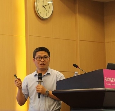 德赢AC米兰官网创新论坛第一千五百二十九讲：二氧化碳还原分子催化剂