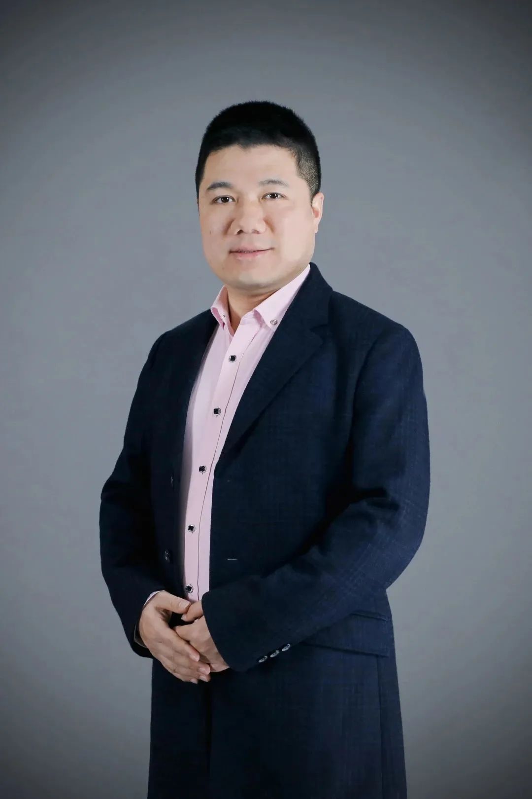 德赢AC米兰官网创新论坛第一千四百九十六讲：低维量子材料多尺度理论设计与调控